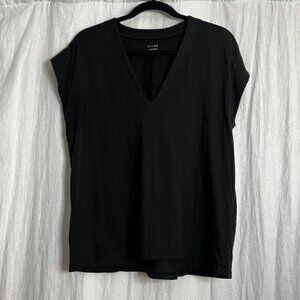 Frame Size M black V-neck cotton muscle T-shirt